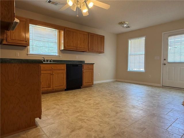 639 Buck Boulevard SE, Calhoun, GA 30701