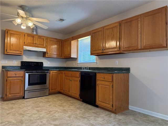 639 Buck Boulevard SE, Calhoun, GA 30701
