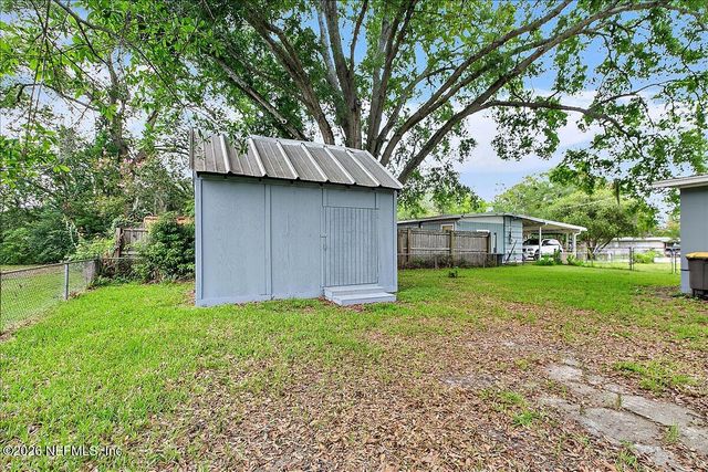 6903 CLOVIS Road, Jacksonville, FL 32205