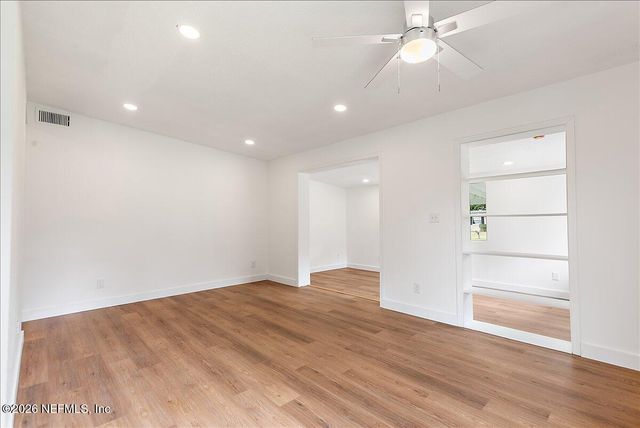 6903 CLOVIS Road, Jacksonville, FL 32205
