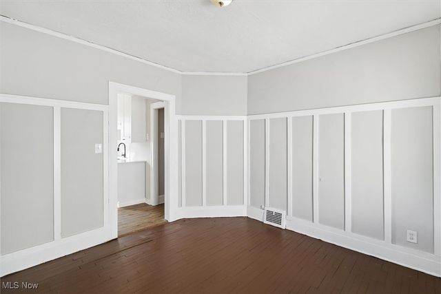 1524 E 204th Street, Euclid, OH 44117