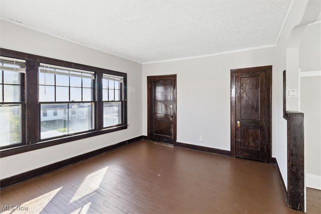 1524 E 204th Street, Euclid, OH 44117