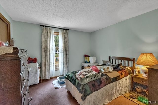 82 Grasspointe Drive, Amherst, NY 14228