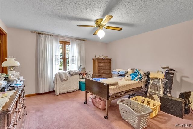 82 Grasspointe Drive, Amherst, NY 14228