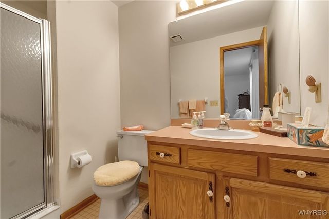 82 Grasspointe Drive, Amherst, NY 14228