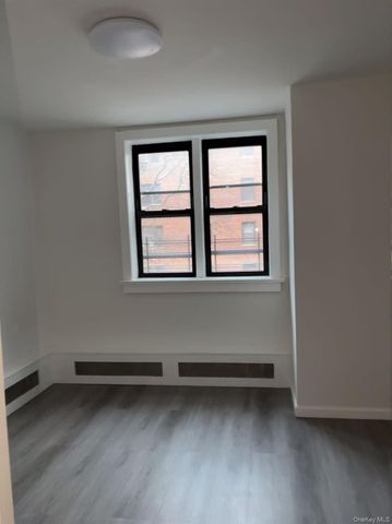 5530 98 Place 2B, Corona, NY 11368