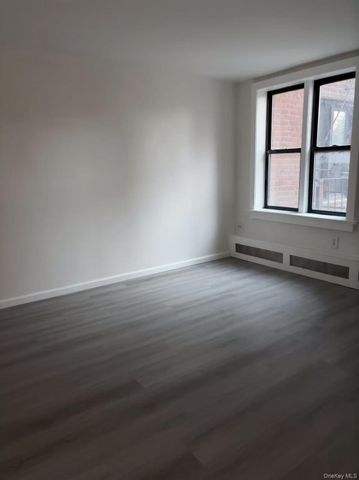 5530 98 Place 2B, Corona, NY 11368