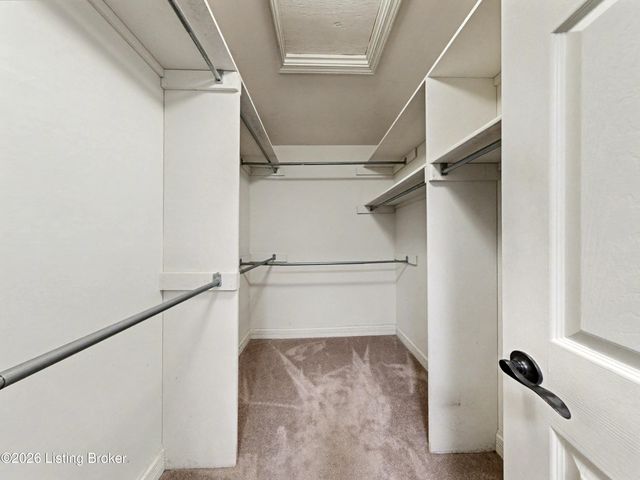 3715 Hurstbourne Ridge Blvd, Louisville, KY 40299