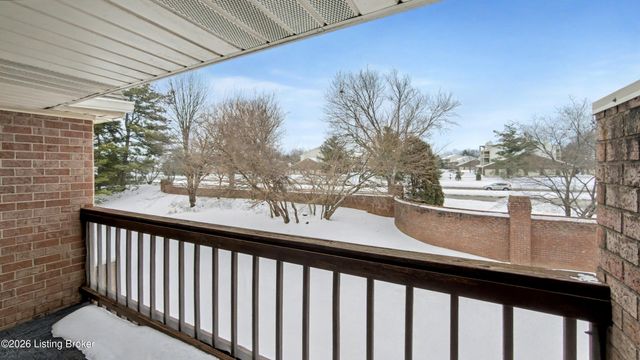 3715 Hurstbourne Ridge Blvd, Louisville, KY 40299