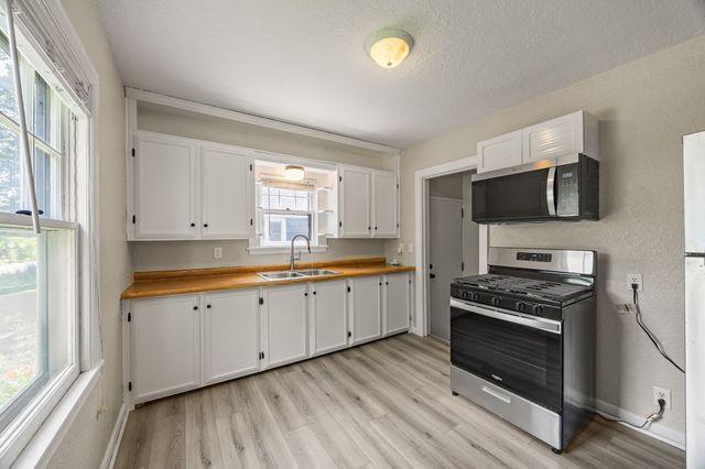4108 3rd Street, Des Moines, IA 50313