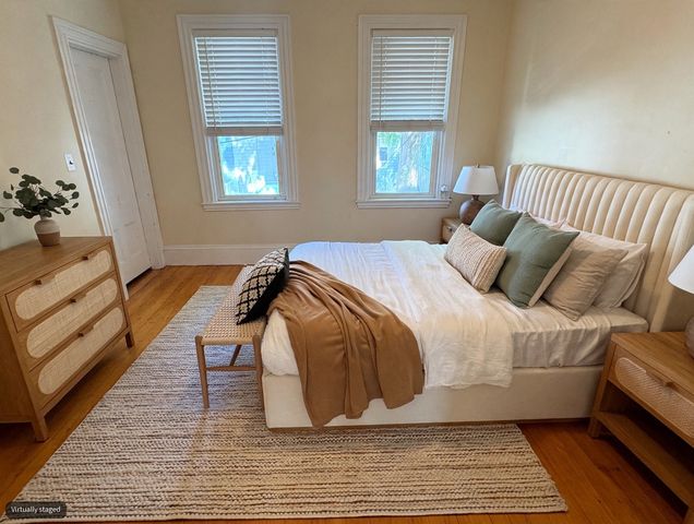 802 E.5th- Rear 2, Boston, MA 02127