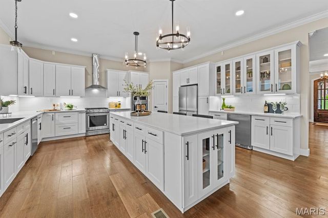272 Merlot Lane, St Albans, MO 63073