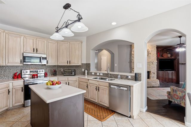 2917 Spotted Owl Drive, Fort Worth, TX 76244