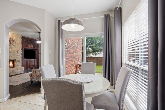2917 Spotted Owl Drive, Fort Worth, TX 76244