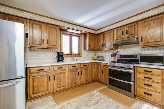 4800 Whitewood Court, Dayton, OH 45424