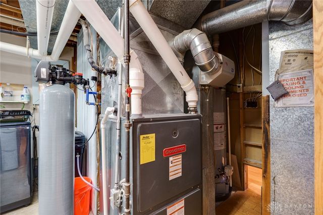 4800 Whitewood Court, Dayton, OH 45424