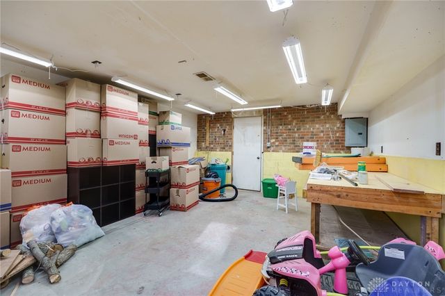 4800 Whitewood Court, Dayton, OH 45424