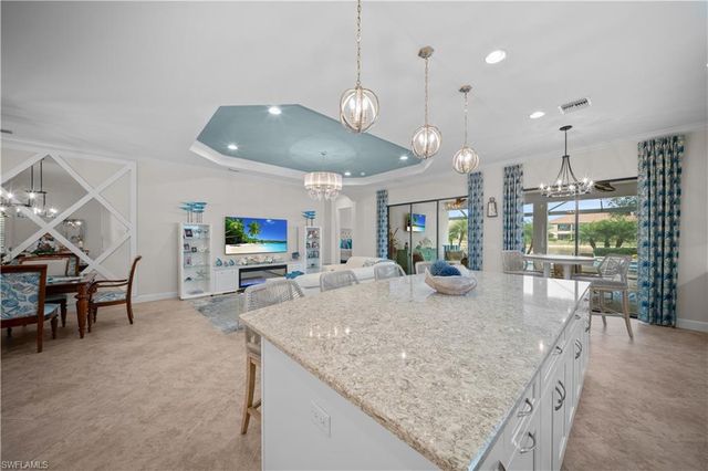 9465 Terresina DR, Naples, FL 34119