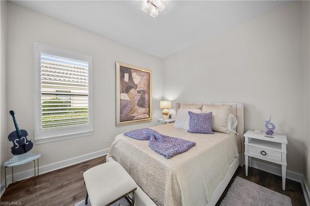 9465 Terresina DR, Naples, FL 34119