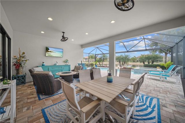 9465 Terresina DR, Naples, FL 34119