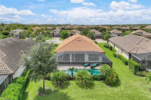 9465 Terresina DR, Naples, FL 34119