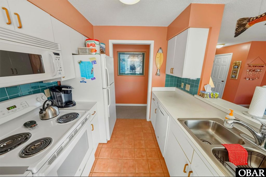 Image 12 of property listing at 315 Pirates Way # 315B, Manteo, NC 27954