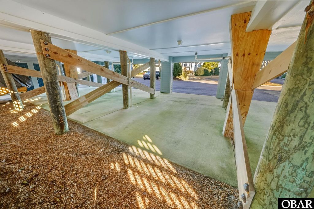 Image 27 of property listing at 315 Pirates Way # 315B, Manteo, NC 27954