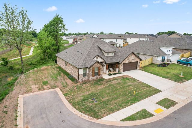 5001 Moose Hollow Terrace, Springdale, AR 72762