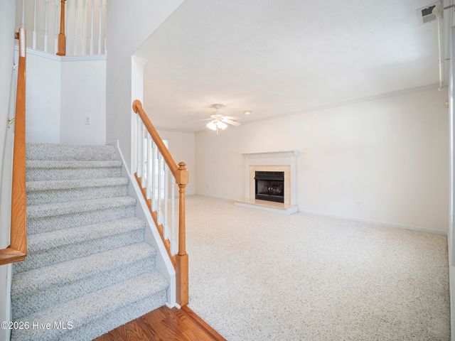 1643 Chadwick Shores Drive, Sneads Ferry, NC 28460