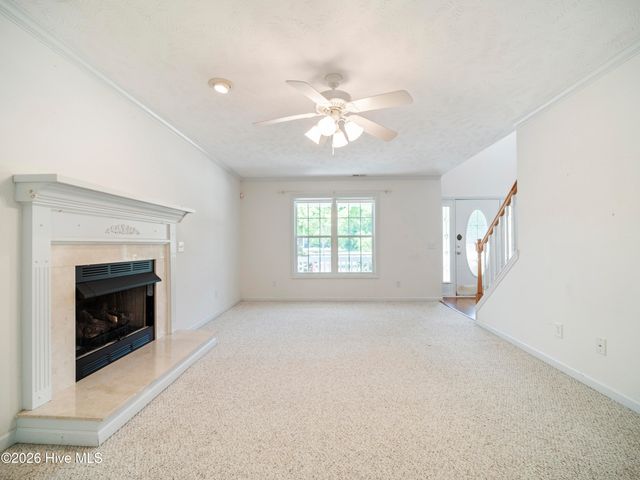 1643 Chadwick Shores Drive, Sneads Ferry, NC 28460