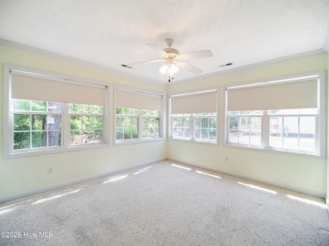 1643 Chadwick Shores Drive, Sneads Ferry, NC 28460