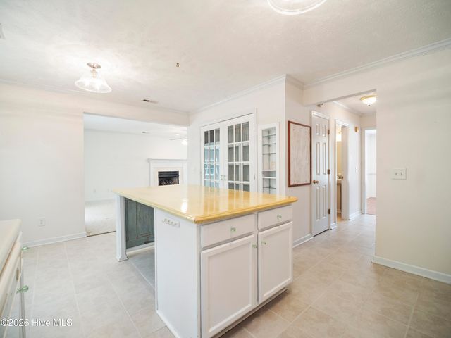 1643 Chadwick Shores Drive, Sneads Ferry, NC 28460