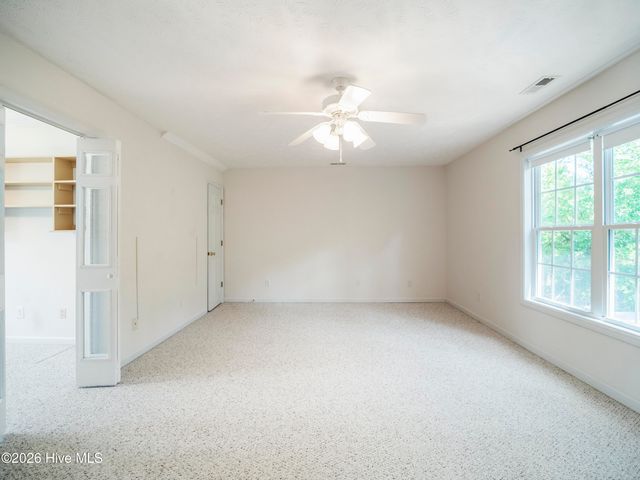 1643 Chadwick Shores Drive, Sneads Ferry, NC 28460