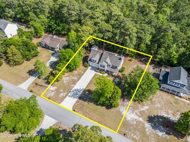 1643 Chadwick Shores Drive, Sneads Ferry, NC 28460
