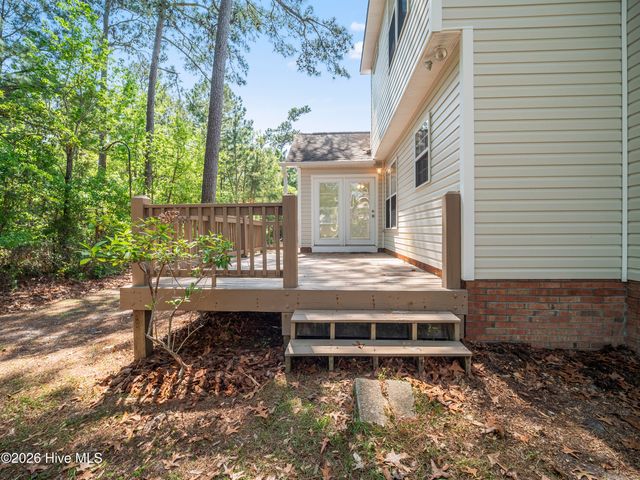 1643 Chadwick Shores Drive, Sneads Ferry, NC 28460