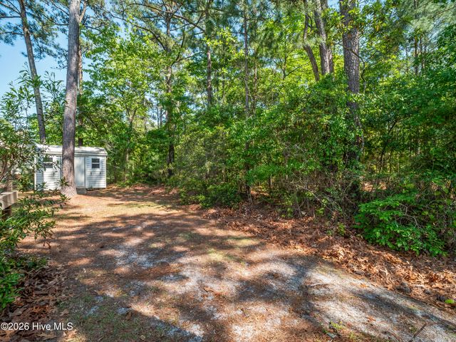 1643 Chadwick Shores Drive, Sneads Ferry, NC 28460