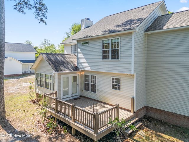 1643 Chadwick Shores Drive, Sneads Ferry, NC 28460