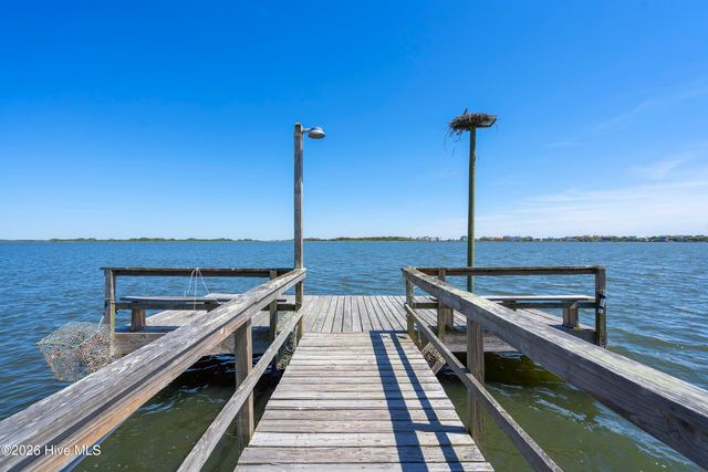 1643 Chadwick Shores Drive, Sneads Ferry, NC 28460
