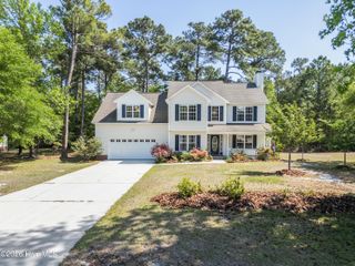 1643 Chadwick Shores Drive, Sneads Ferry, NC 28460