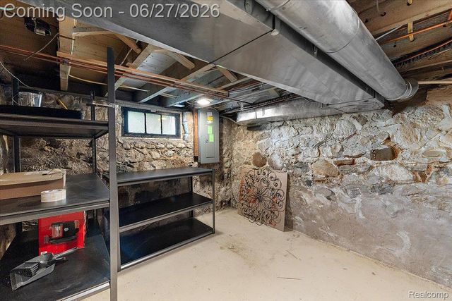 415 Yerkes Street, Northville, MI 48167