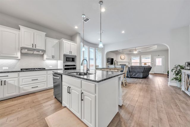 117 WELCH FOLLY Lane, Aledo, TX 76008