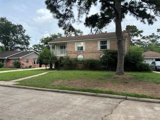 5203 Pine Arbor Drive, Houston, TX 77066
