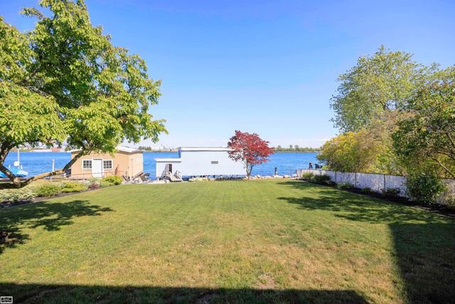2970 Military Street, Port Huron, MI 48060