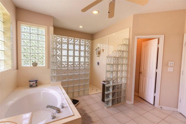 7278 Highway 36 N, Bellville, TX 77418