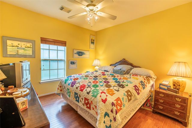 7278 Highway 36 N, Bellville, TX 77418