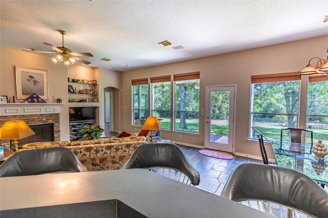 7278 Highway 36 N, Bellville, TX 77418