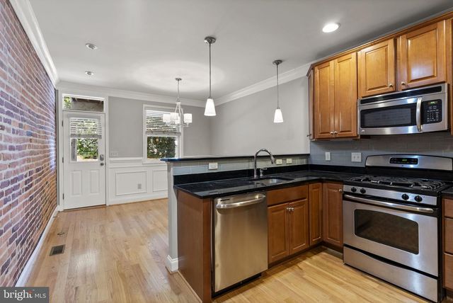 3215 FLEET ST, Baltimore, MD 21224