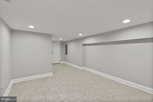 3215 FLEET ST, Baltimore, MD 21224