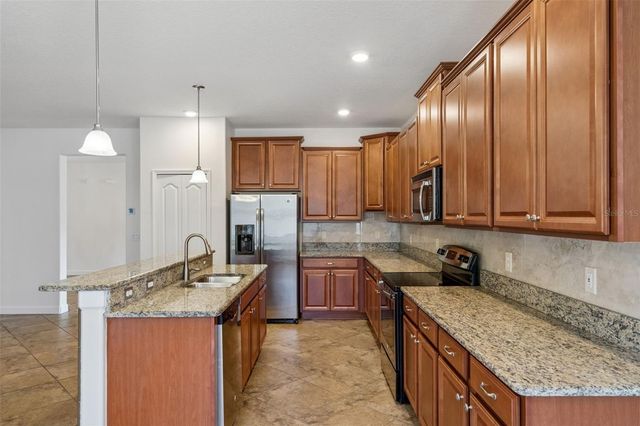 3859 SANIBEL STREET, Clermont, FL 34711