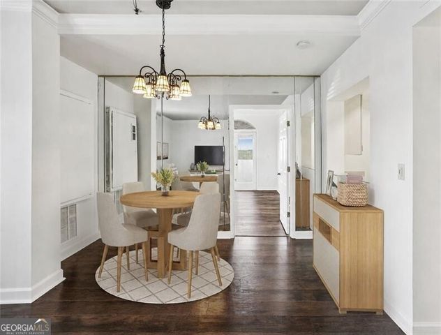 2161 Peachtree Road NE 205, Atlanta, GA 30309